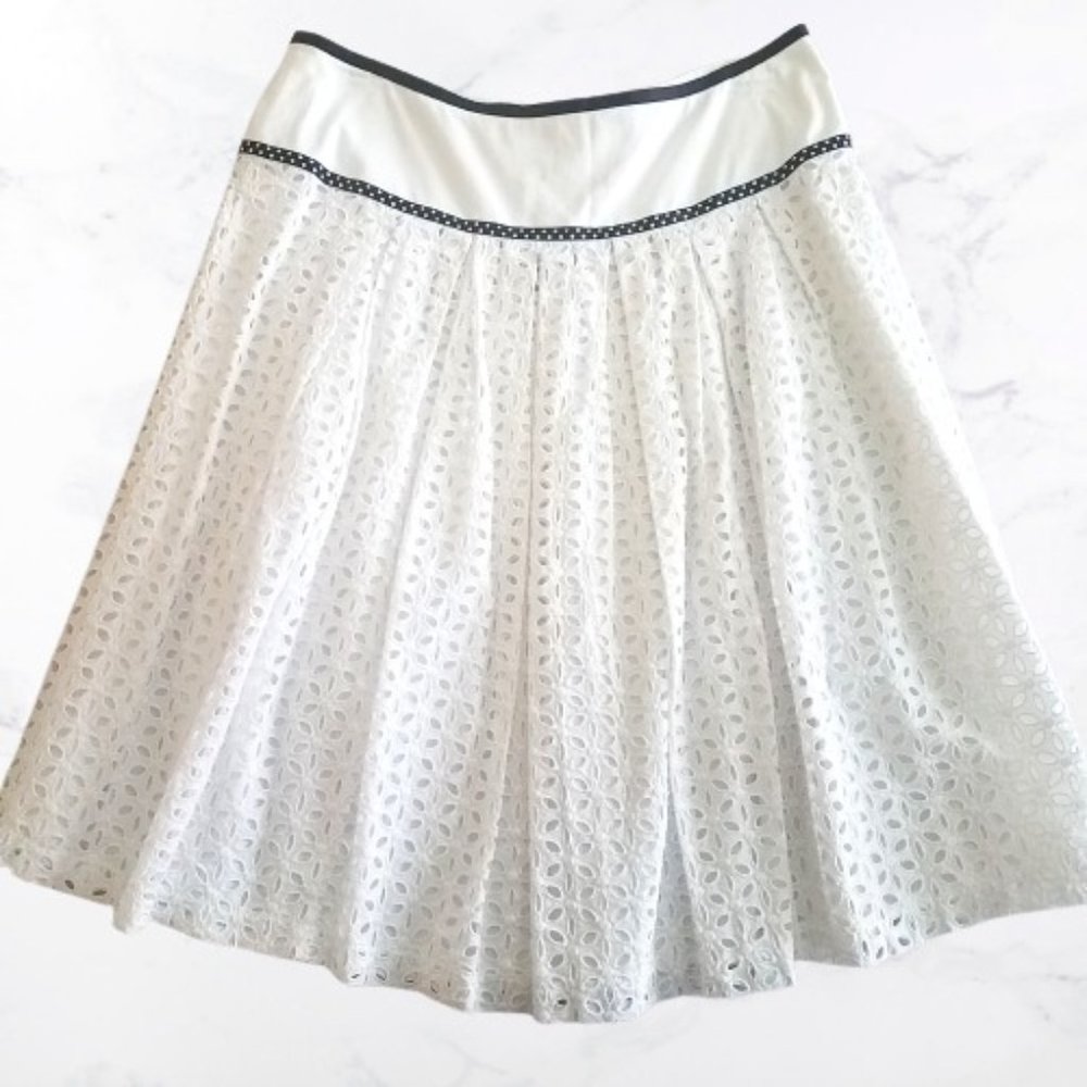 NWOT Eyelet Knee Length A-Line White Skirt Size 10